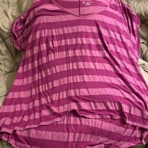 Plus size purple striped T-shirt